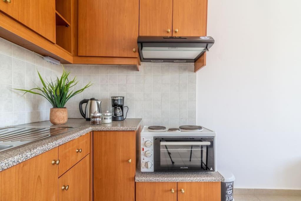 Urban Apt Next University 4 伊拉克利翁 外观 照片